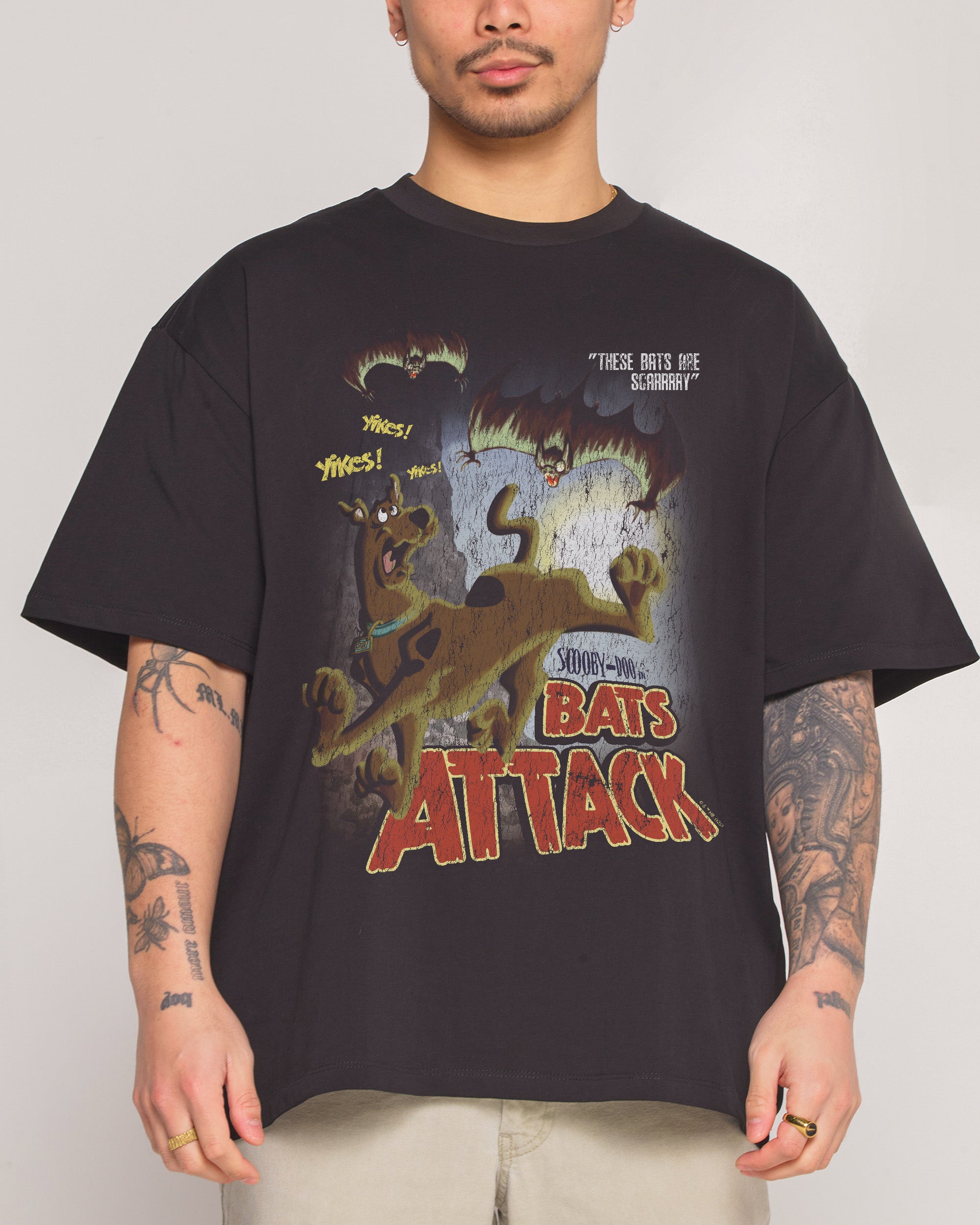 Scooby-Doo Bats Attack Oversized Graphic T-Shirt Unisex 100% Combed Cotton Heavyweight
